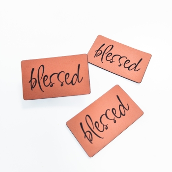 Kunstleder-Label "blessed" braun