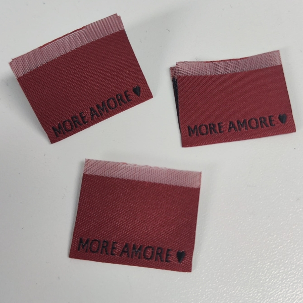 Label-Set "MORE AMORE" dunkelrot 3 Stück