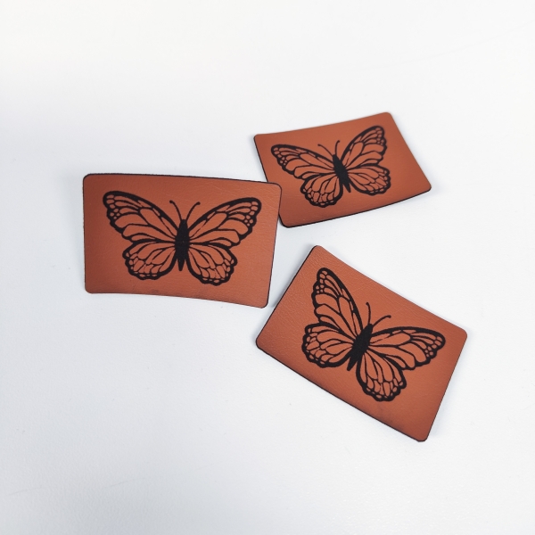 Kunstleder-Label "Schmetterling" braun