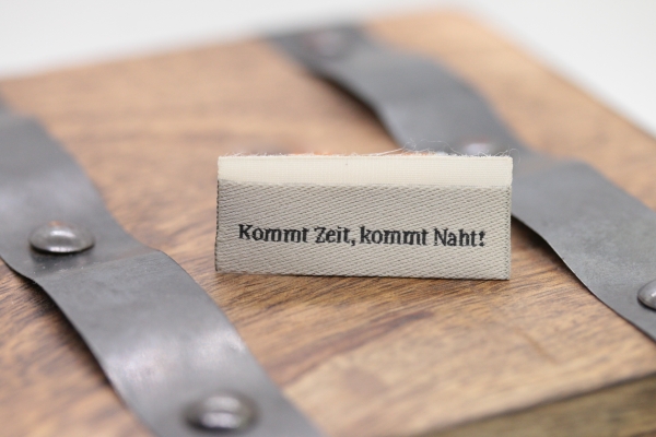 Label-Set "Kommt Zeit, kommt Naht!" 3 Stück